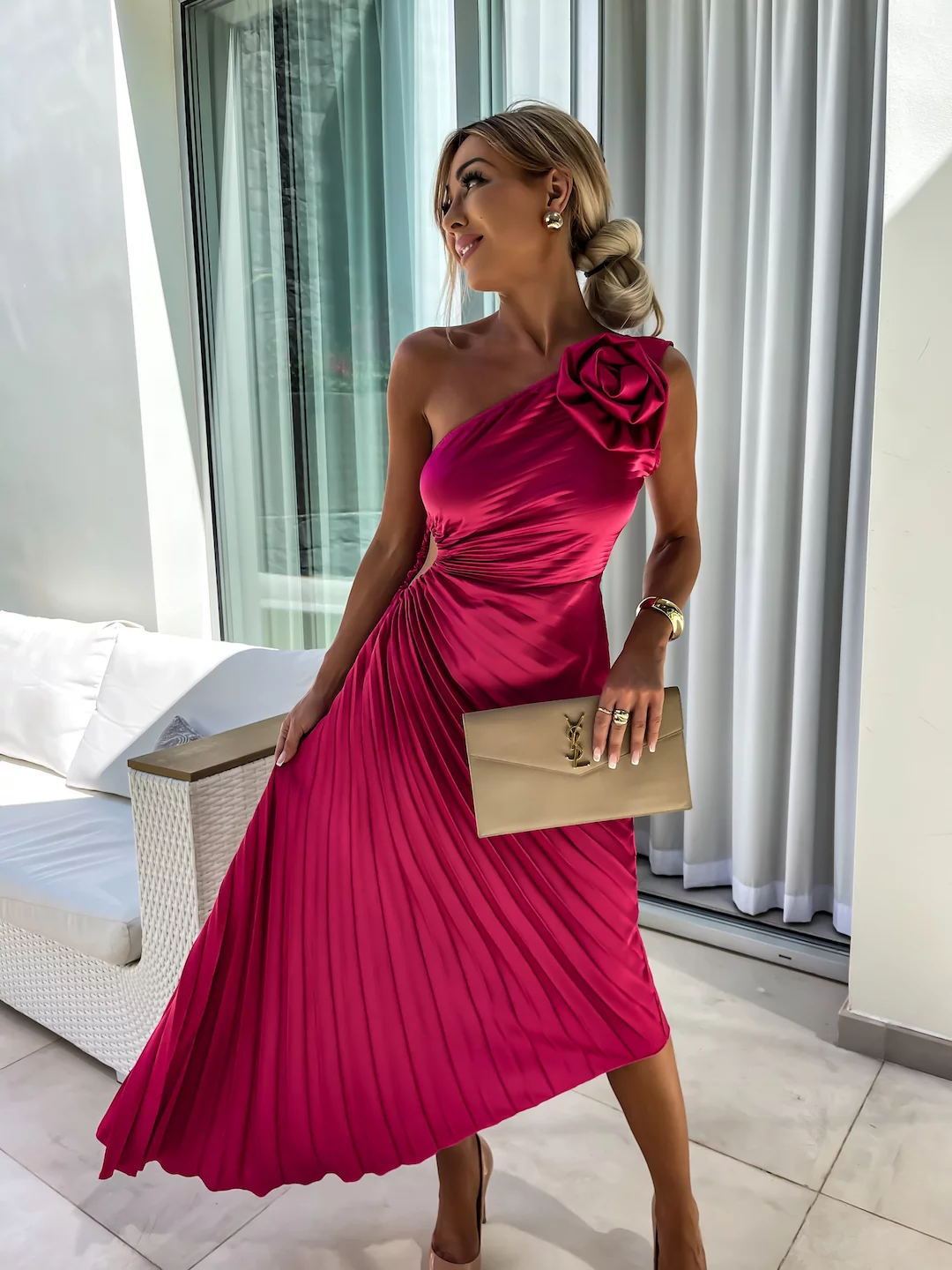 Élodie | Vestido con hombros fruncidos