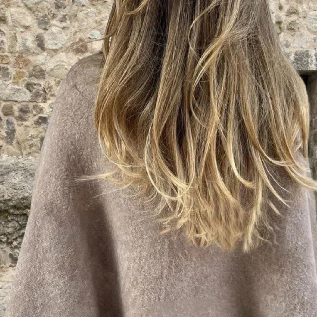 Celine I Abrigo Corto Elegante