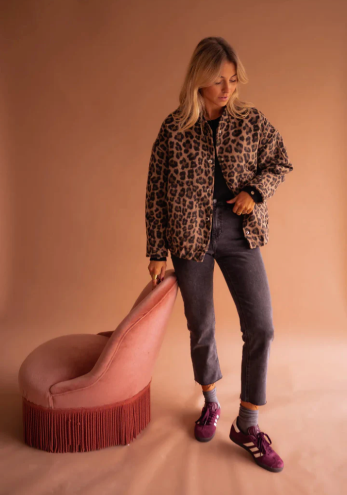 Leona | La Chaqueta Bombardier Leopardo