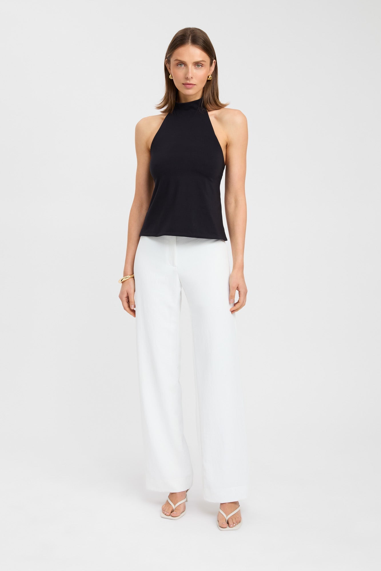 Kaye | Top Negro Minimalista