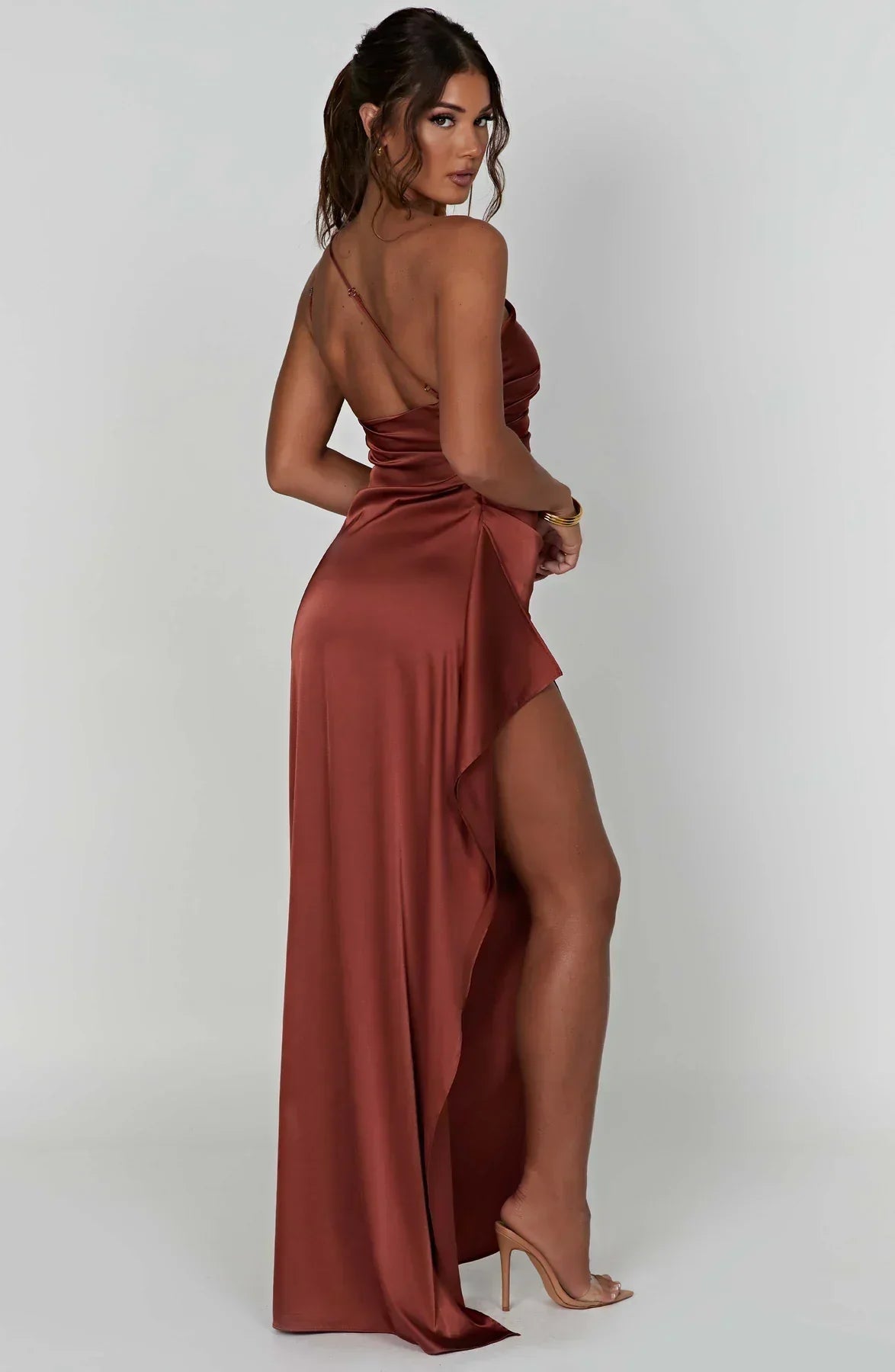 Luxurious Apparel Ariel