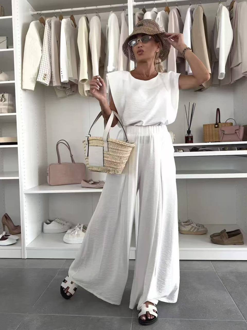 Simone | Conjunto elegante sin mangas