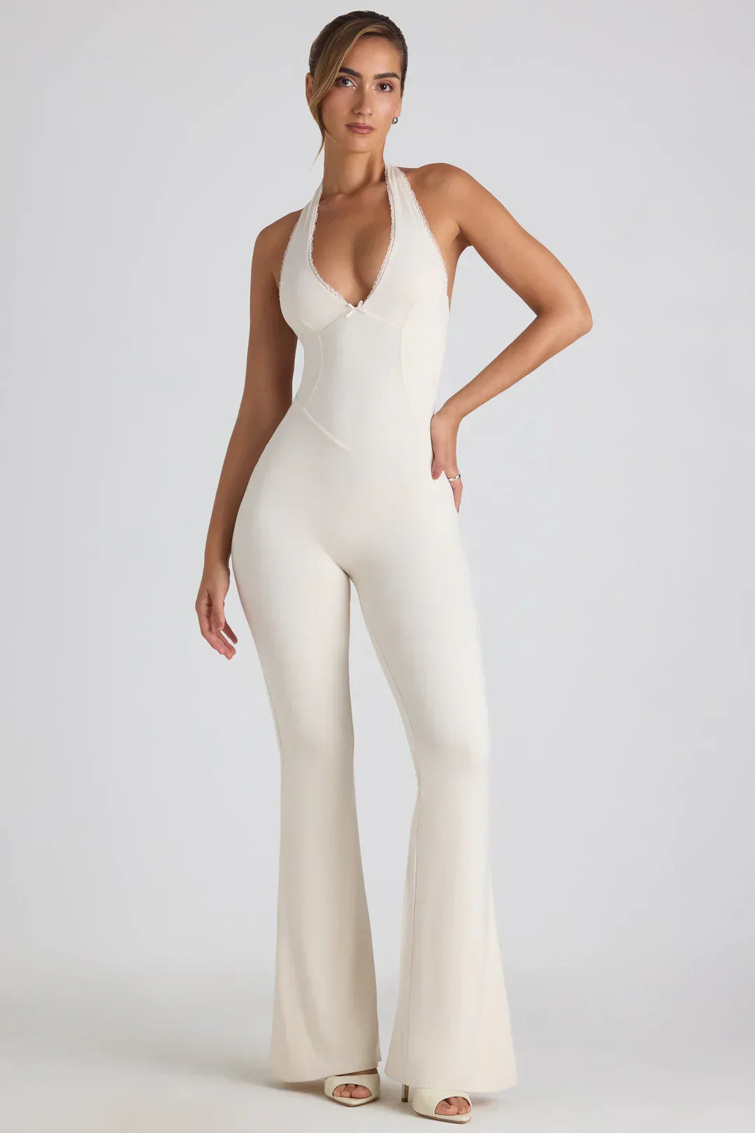 Sophie | Mono Flare Elegante
