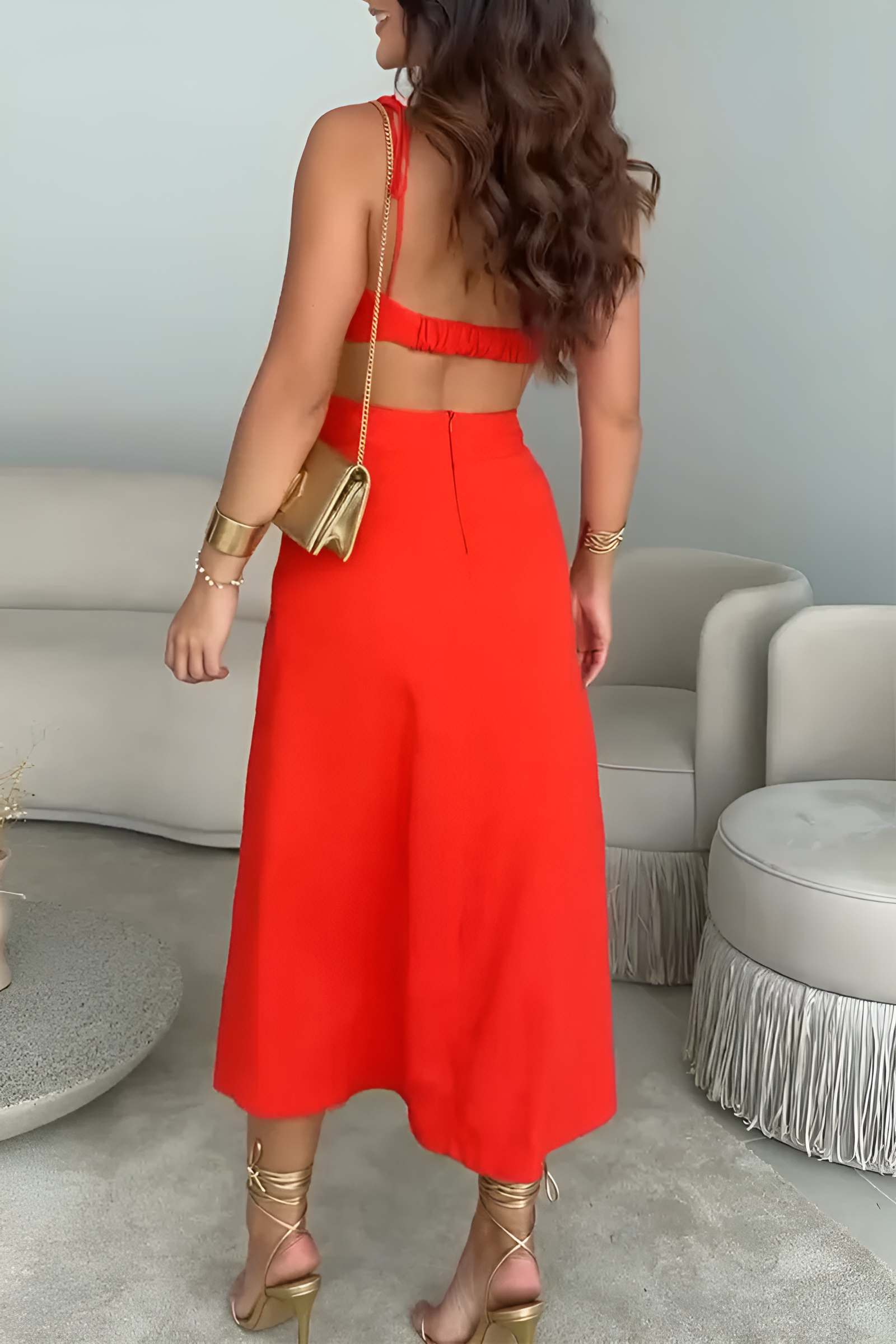 Elis | Vestido elegante con cortes en la cintura