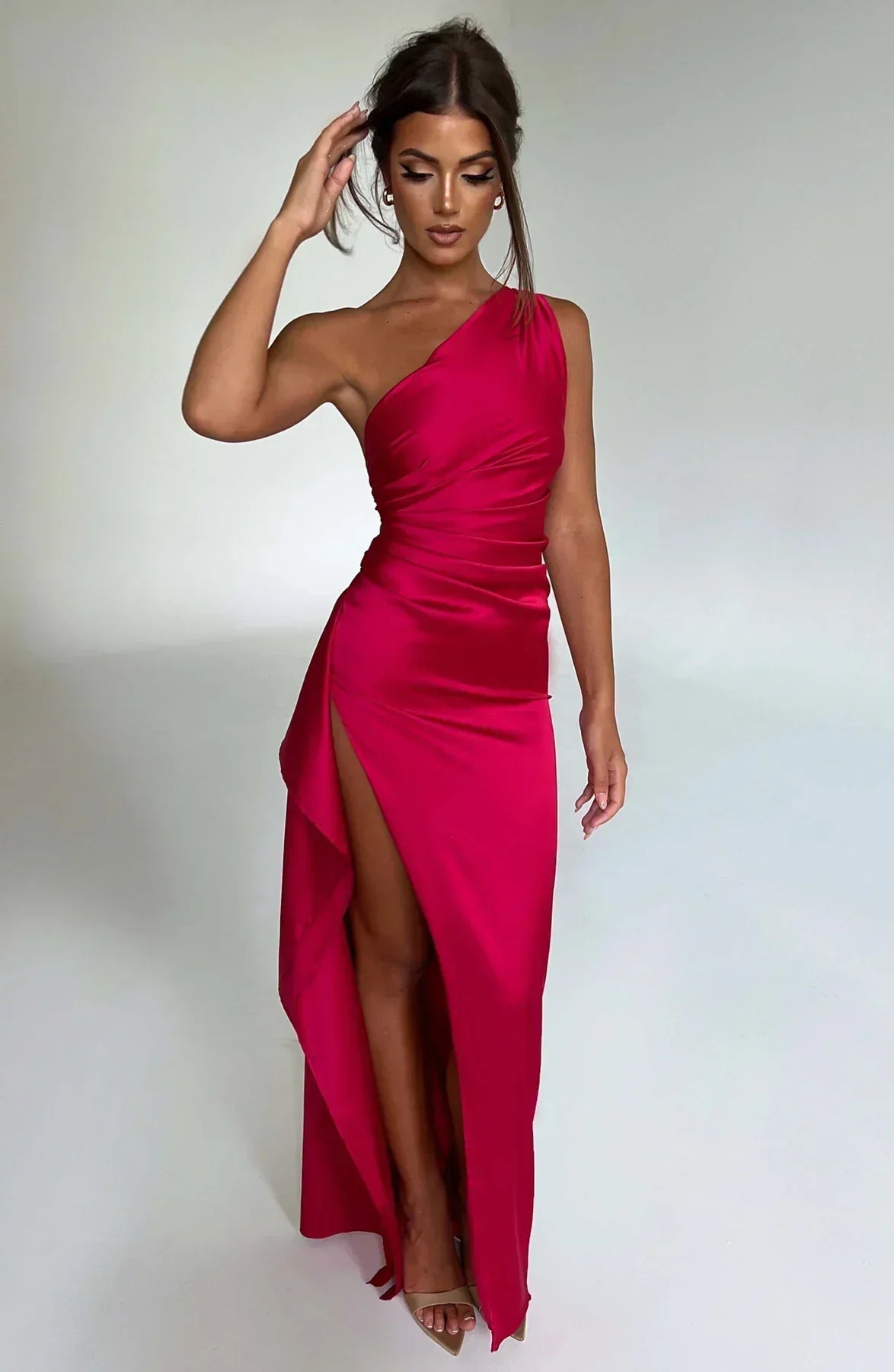 Luxurious Apparel Ariel